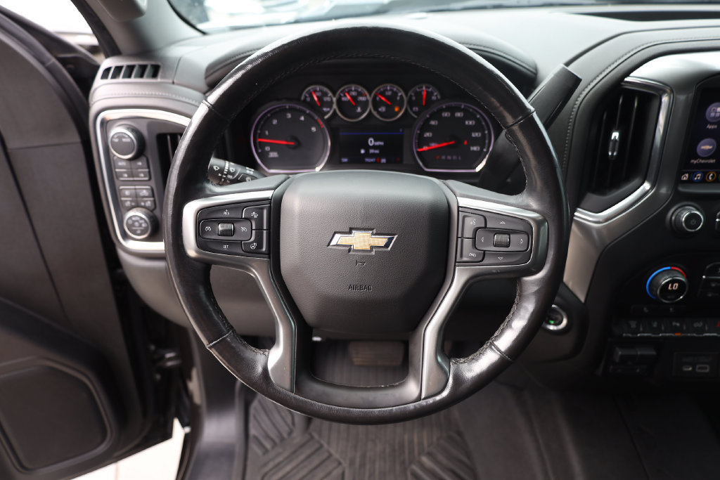 Used 2020 Chevrolet Silverado 3500 LTZ AWD/4WD image 13