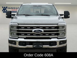 Used 2025 Ford F250 Lariat w/ Lariat Ultimate Package AWD/4WD video 3