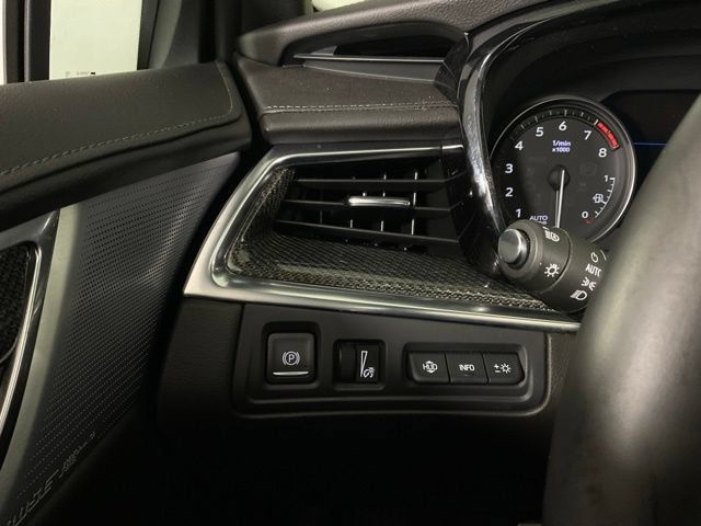 Used 2026 Cadillac XT5 Sportv w/ LPO, Floor Liner Package AWD/4WD image 23
