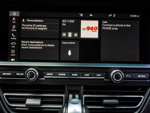 Used 2021 Porsche Macan S AWD/4WD image 25