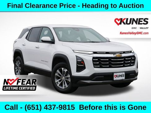 Used 2025 Chevrolet Equinox LT AWD/4WD image 1