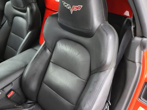 Used 2013 Chevrolet Corvette 427 w/ 1SB Preferred Equipment Group RWD image 36