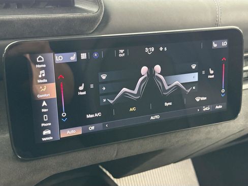 Used 2023 Maserati MC20 Coupe RWD image 19