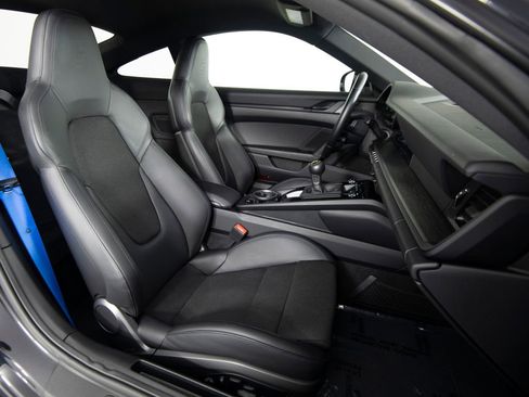 Certified 2022 Porsche 911 GT3 image 42