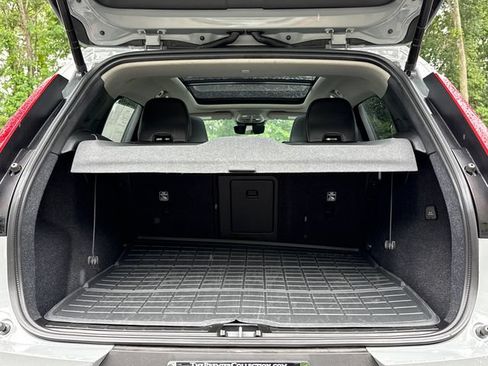 Used 2026 Volvo XC40 B5 Plus AWD/4WD image 51