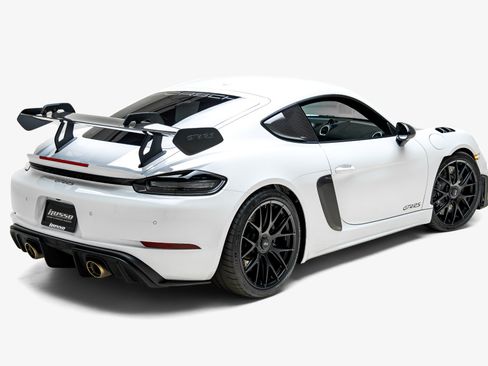 Used 2023 Porsche 718 Cayman GT4 RS RWD image 16