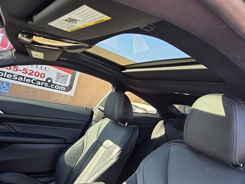 Used 2023 BMW 430i xDrive Coupe w/ Premium Package image 12