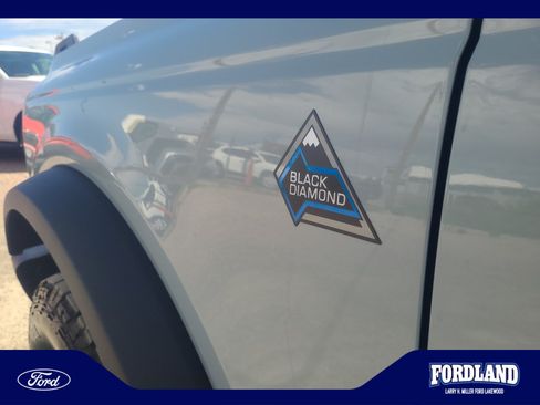 Used 2024 Ford Bronco Black Diamond AWD/4WD image 24