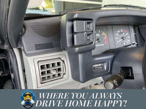 Used 1987 Ford Mustang GT image 14