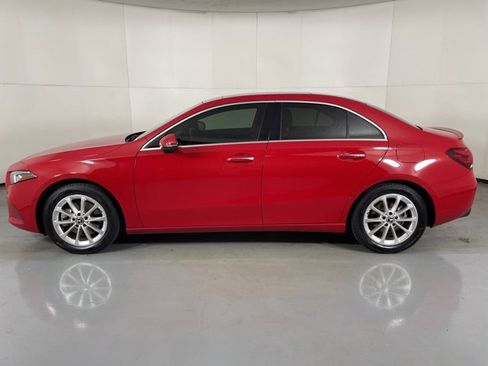 Used 2019 Mercedes-Benz A 220 4MATIC image 5