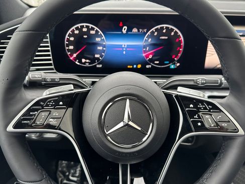 New 2026 Mercedes-Benz GLS 450 4MATIC image 22
