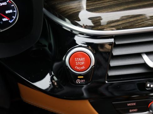 Used 2019 BMW M5 w/ Executive Package image 18