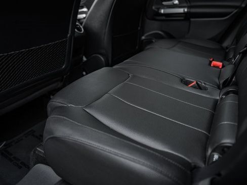 Certified 2024 Mercedes-Benz GLB 250 4MATIC w/ Winter Heating Package image 34