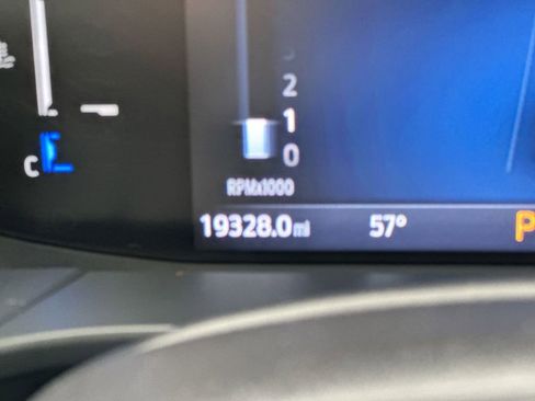 Used 2025 Ford Escape ST-Line image 13