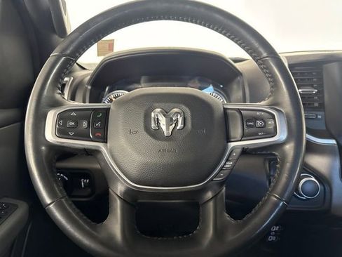 Used 2022 RAM 1500 Big Horn AWD/4WD image 18