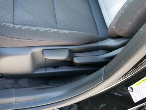 New 2026 Chevrolet Trax RS w/ Sunroof Package image 17