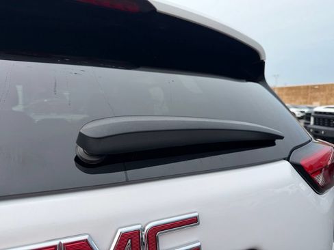 Used 2021 GMC Terrain SLE w/ Driver Convenience Package FWD image 13