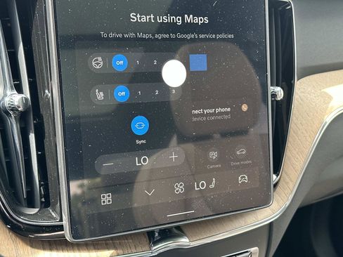 New 2026 Volvo XC60 B5 Plus w/ Climate Package image 25