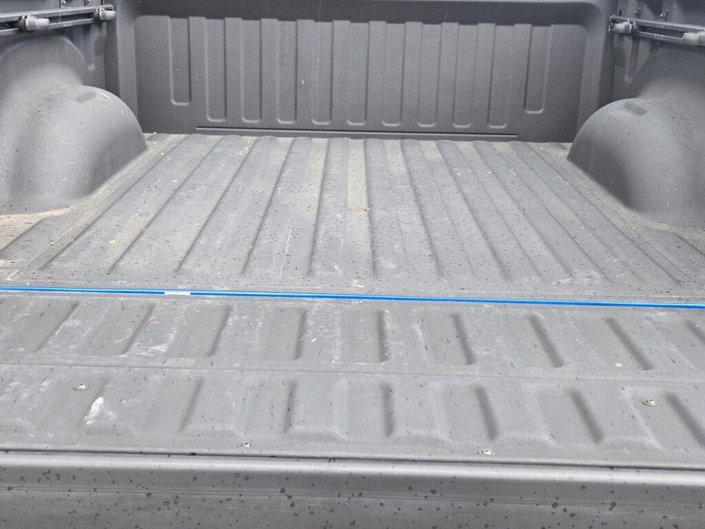 Used 2025 RAM 1500 Big Horn AWD/4WD image 13