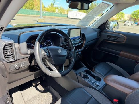 Used 2022 Ford Bronco Sport Outer Banks w/ Tech Package AWD/4WD image 16