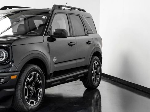 Used 2022 Ford Bronco Sport Outer Banks w/ Tech Package AWD/4WD image 8