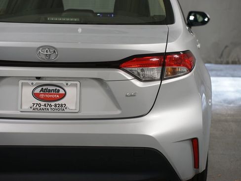Certified 2023 Toyota Corolla LE image 10