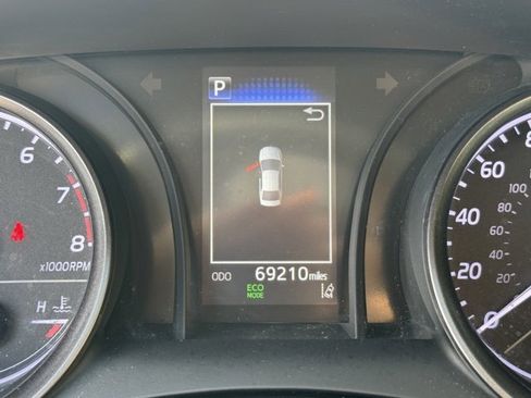 Used 2023 Toyota Camry SE image 24