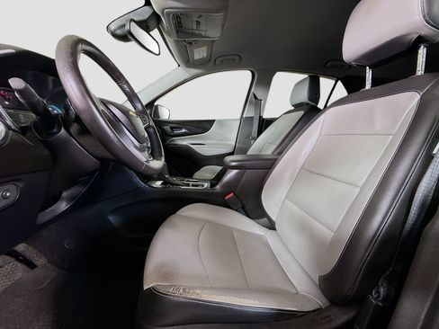 Used 2018 Chevrolet Equinox Premier FWD image 22