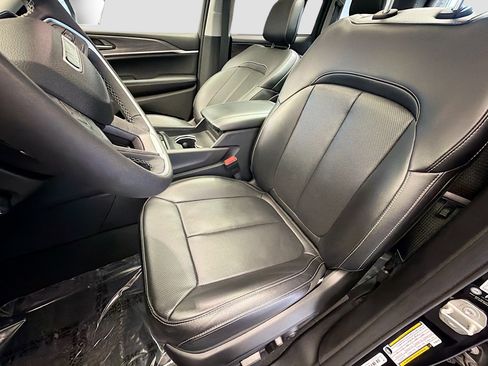 Used 2023 Jeep Grand Cherokee 4WD 4xe w/ Luxury Tech Group II image 11