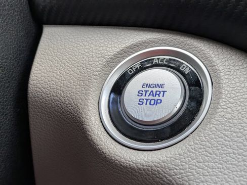 Used 2019 Hyundai Tucson Sport FWD image 27