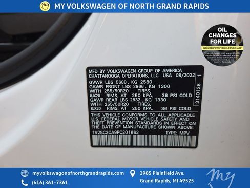 Used 2023 Volkswagen Atlas Cross Sport SEL R-Line image 39