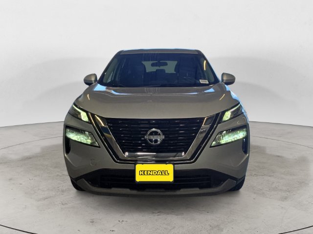 Used 2023 Nissan Rogue SV AWD/4WD image 2