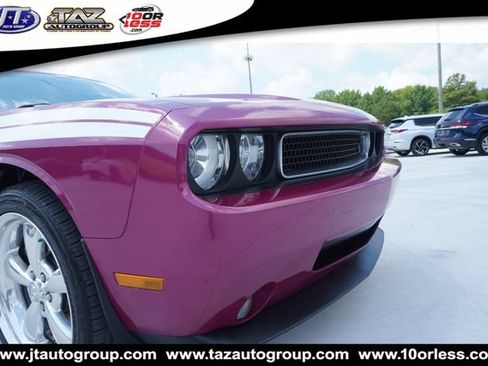 Used 2010 Dodge Challenger R/T RWD image 13