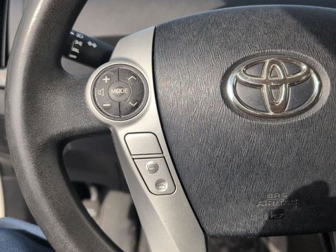 Used 2013 Toyota Prius Two image 20