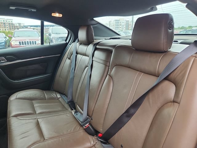 Used 2015 Lincoln MKS w/ Equipment Group 101A FWD image 24