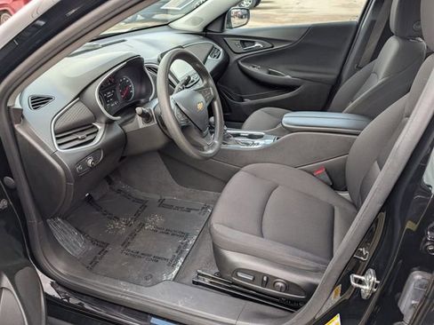 Certified 2023 Chevrolet Malibu LT image 9