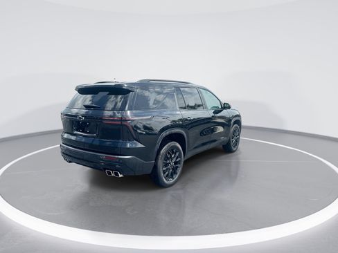 Used 2024 Chevrolet Traverse LT w/ Midnight/Sport Edition AWD/4WD image 9