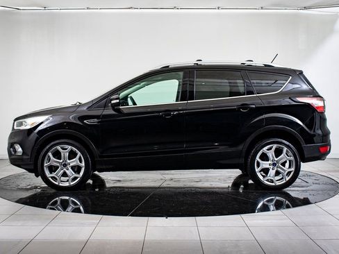 Used 2018 Ford Escape Titanium image 12
