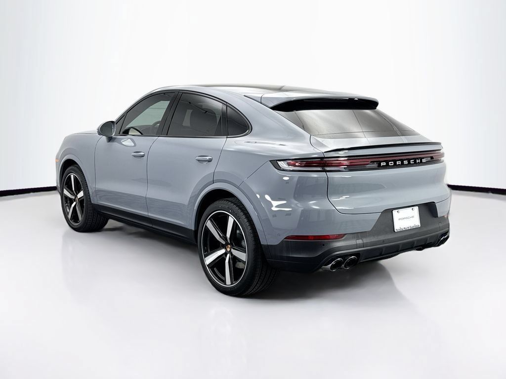 Used 2026 Porsche Cayenne Coupe AWD/4WD image 3