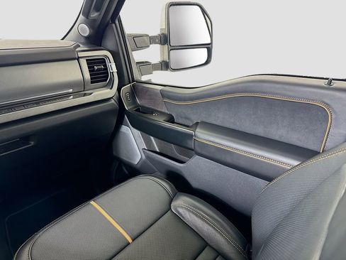 Used 2024 Ford F350 Platinum image 20