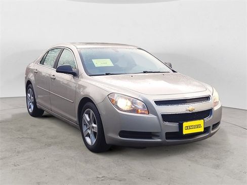 Used 2010 Chevrolet Malibu LS image 7