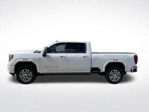 Used 2022 GMC Sierra 2500 Denali w/ Technology Package AWD/4WD image 3