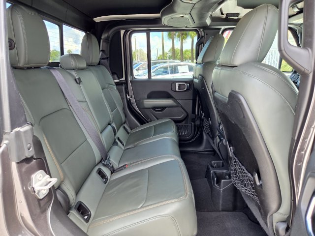 Certified 2025 Jeep Gladiator Mojave AWD/4WD image 19