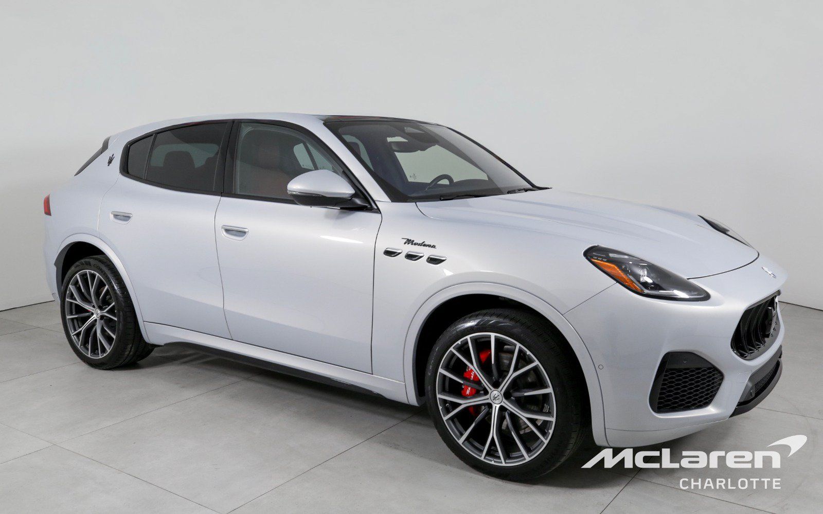 Used 2023 Maserati Grecale Modena AWD/4WD image 2