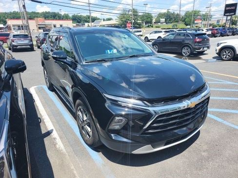 Used 2024 Chevrolet Blazer LT AWD/4WD image 4