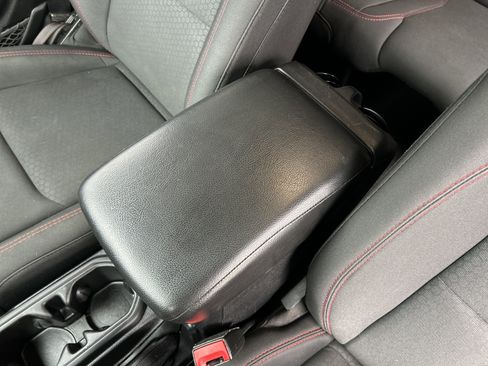 Used 2019 Jeep Wrangler Unlimited Rubicon image 85