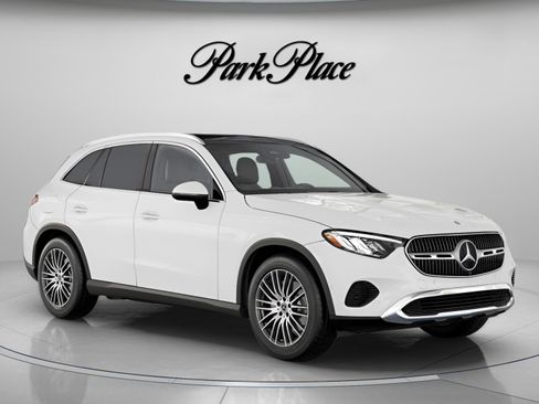 Certified 2026 Mercedes-Benz GLC 300 image 32