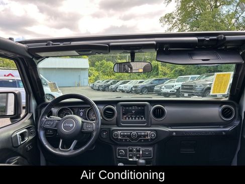 Certified 2022 Jeep Wrangler Unlimited Sport image 13