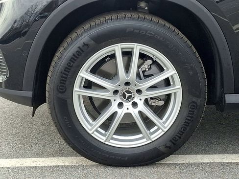 Certified 2025 Mercedes-Benz GLC 300 4MATIC image 8