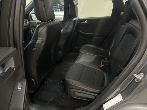 Used 2025 Ford Escape ST-Line image 12